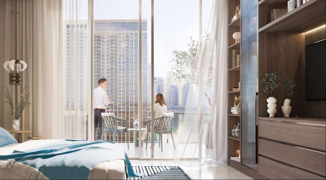 Extraordinary Three-bedrrom Apartment